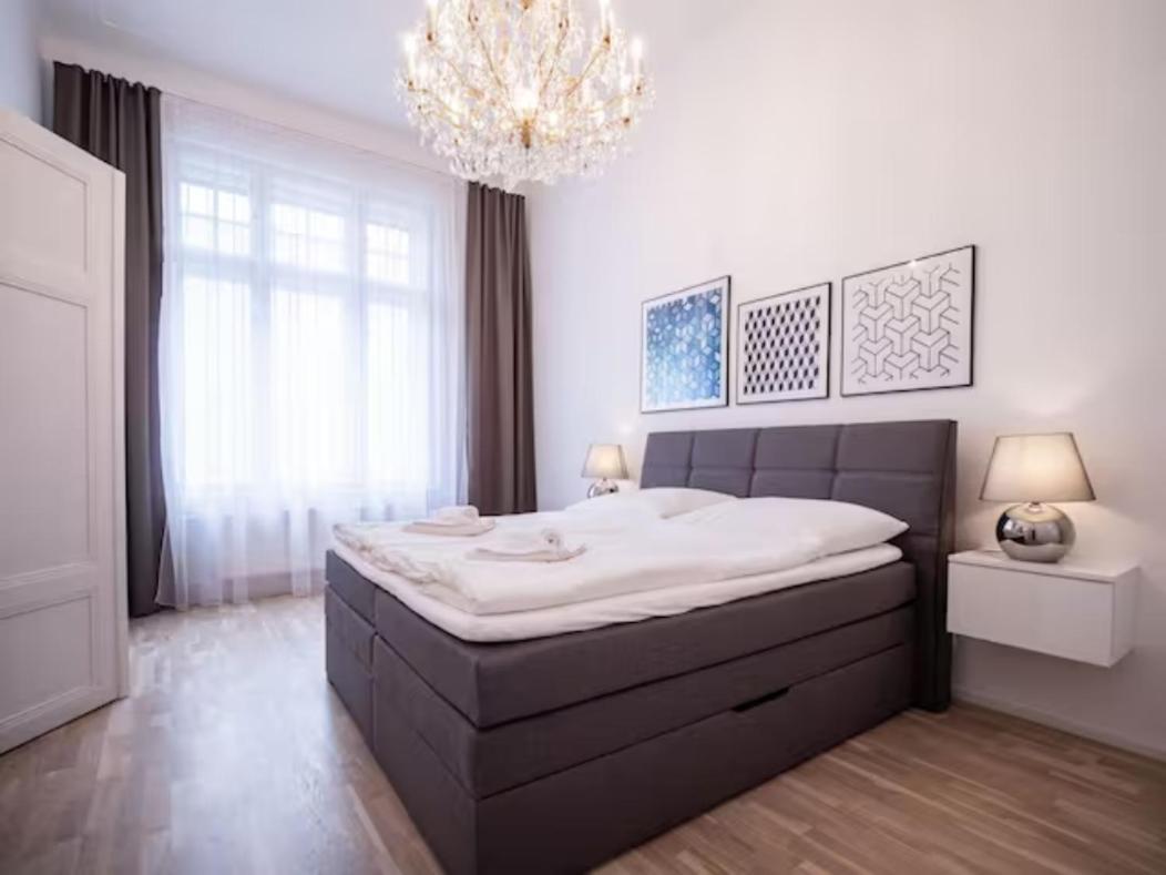 Top Class Apartment In Old Town 2 Bedrooms Prága Kültér fotó