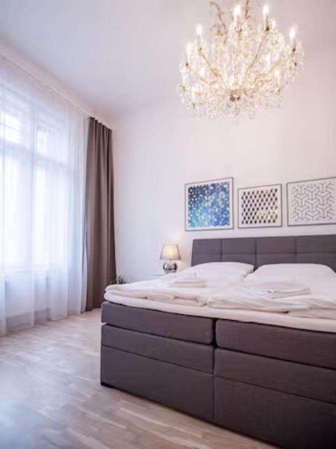 Top Class Apartment In Old Town 2 Bedrooms Prága Kültér fotó