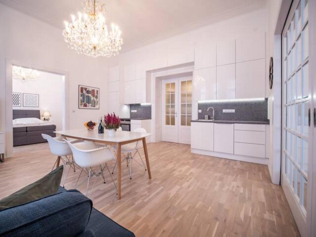 Top Class Apartment In Old Town 2 Bedrooms Prága Kültér fotó