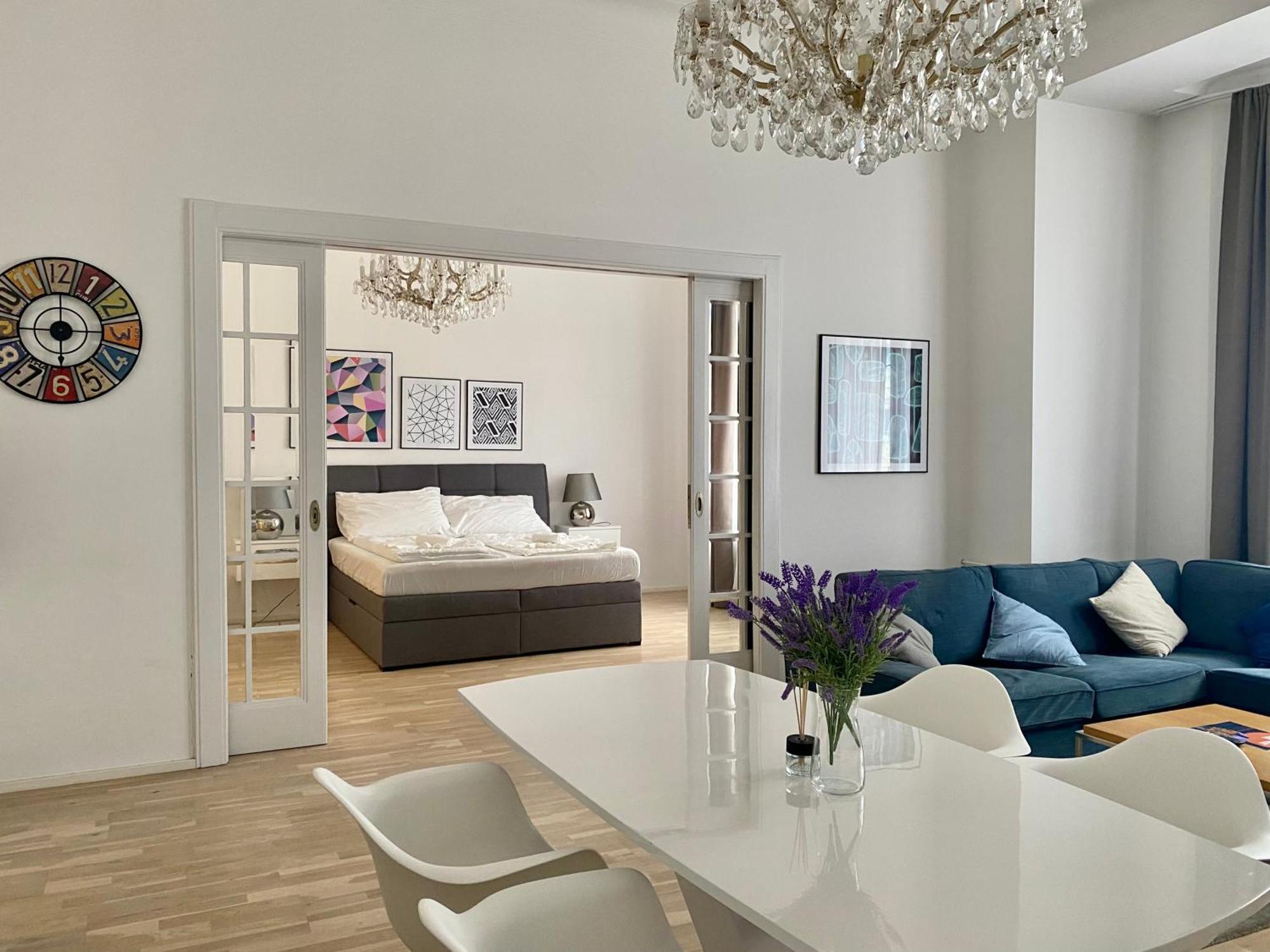 Top Class Apartment In Old Town 2 Bedrooms Prága Kültér fotó