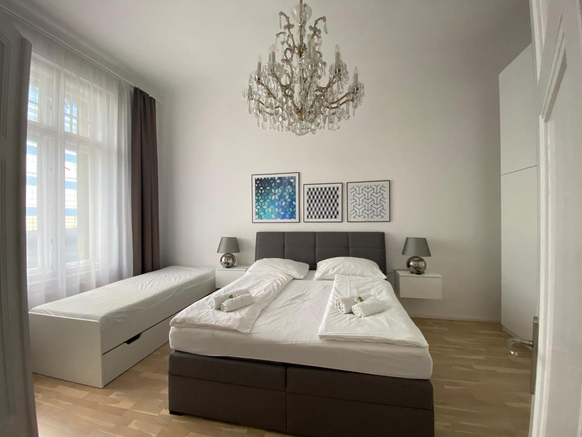 Top Class Apartment In Old Town 2 Bedrooms Prága Kültér fotó